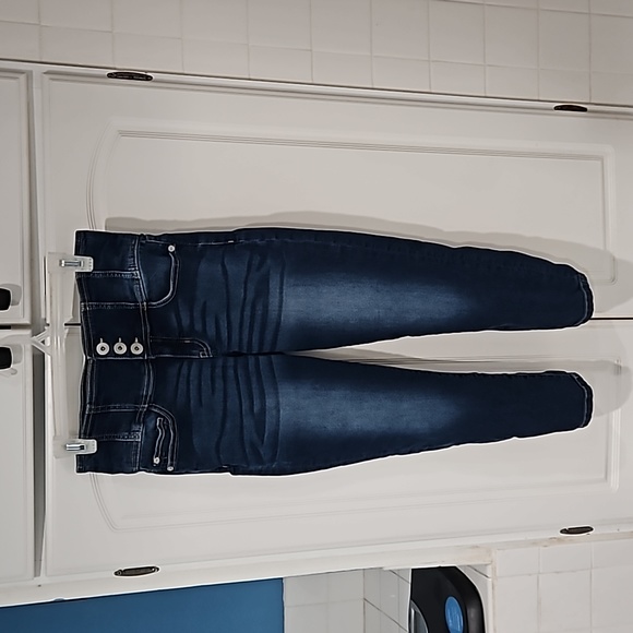 Women's Jeans - Picture 1 of 3
